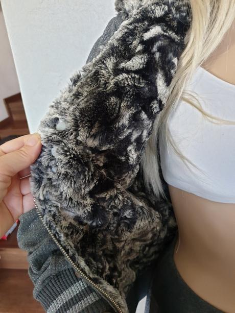 Met zateplena mikina - pc 219 eur, met,s