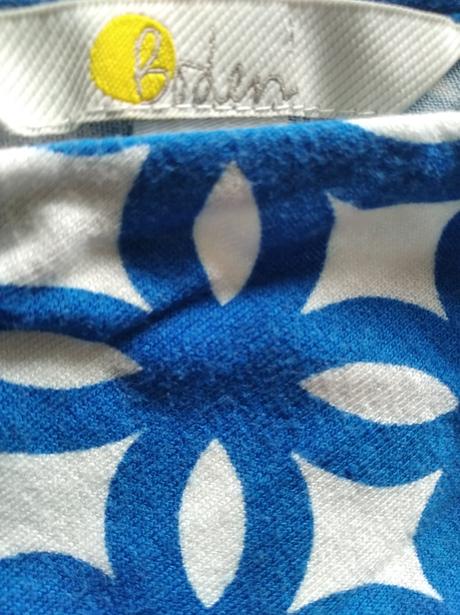 Bielo-modré šaty, m