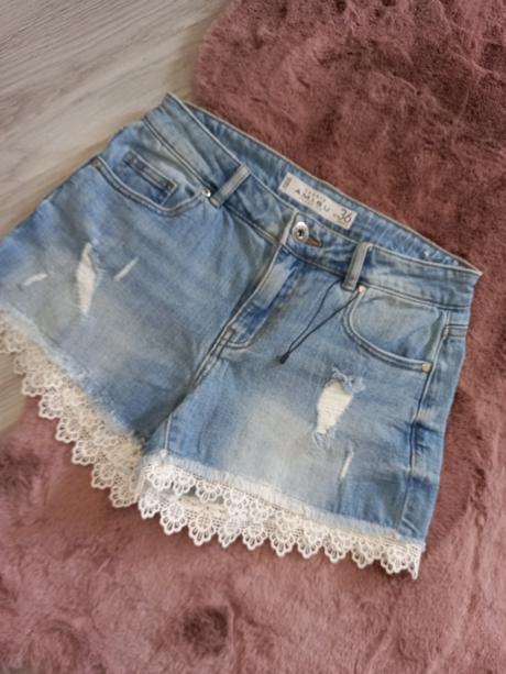 36 sortky s cipkou, new yorker,36