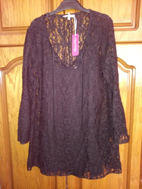 Krajková tunika, 38