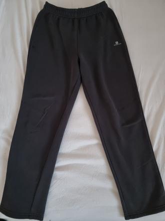 Tepláky, domyos,140