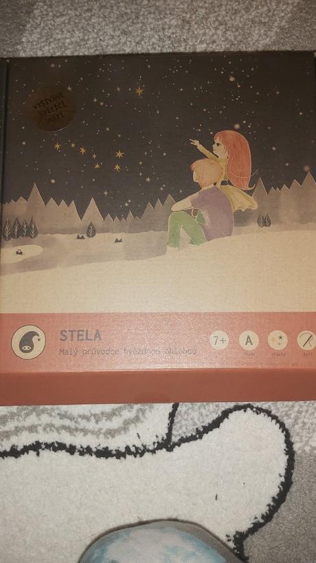 Súhvezdia- vyšívanie svietiacou niťou, 