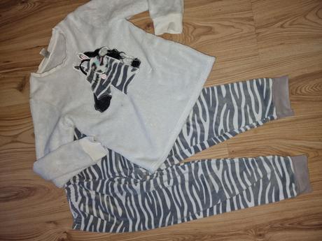 Teplé pyžamko 140, c&a,140