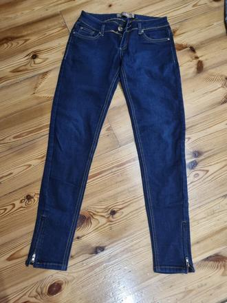 Rifle značkove top stav, s