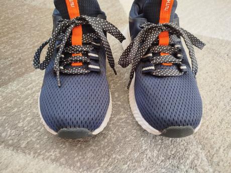 Ľahučké tenisky authority - super stav, authority,35