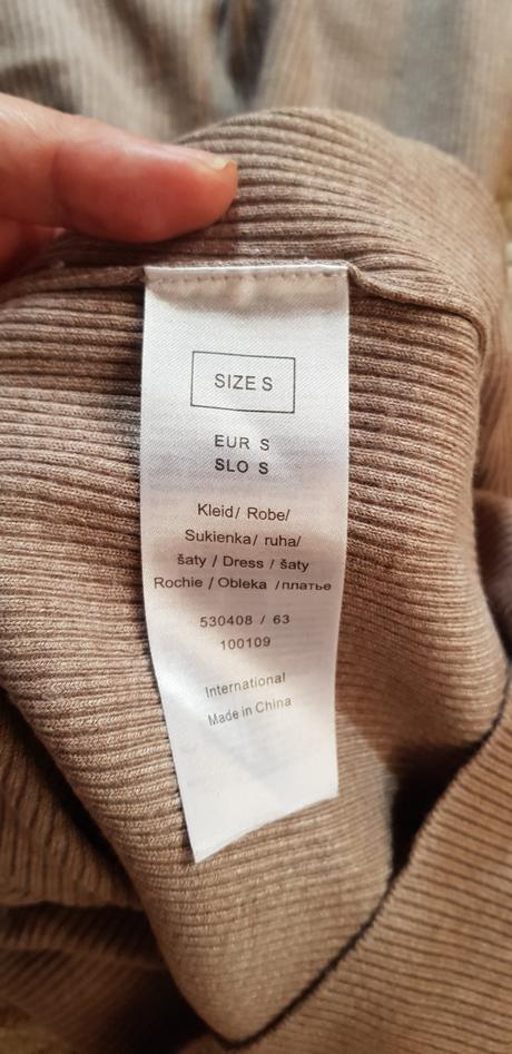 Úpletové šaty, orsay,s