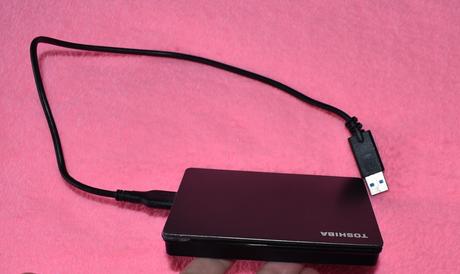 Externý pevný disk toshiba canvio basics 1 tb,
