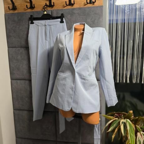 Nohavicovy oblek, sinsay,xs