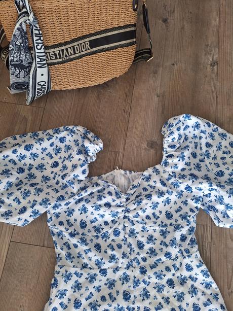 Minisaty blue flowers, m