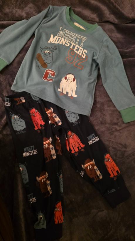 Teply set domsce oblecenie c 98, c&a,98