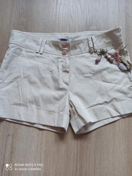 Béžové kraťasy veľ.38, 38