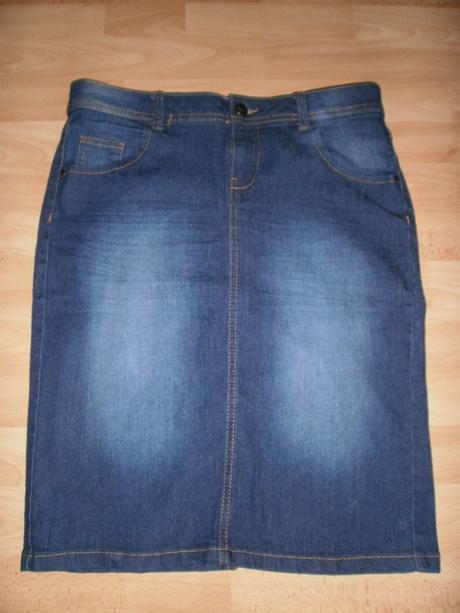 Párkrát nosená elastická rifľová sukňa, m