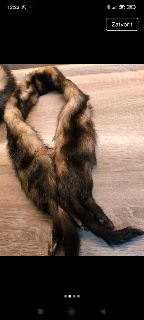 Kožušinový golier a čiapka, <50