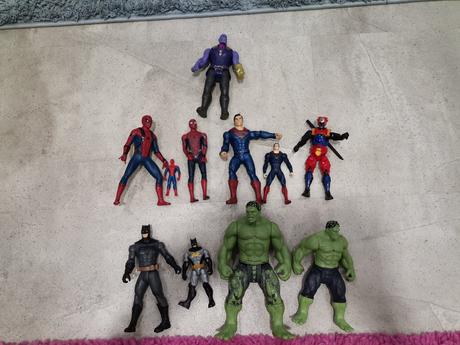 Hrdinovia-hulk, spiderman, thor, superman, ironma,, 