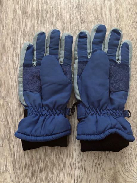 Lyziarske zimne rukavice, 104