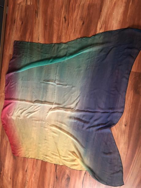 Viac farebna šatka, l