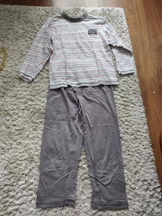 Pyžamo veľ 134, 134