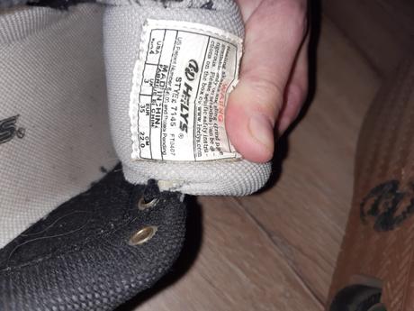 Tenisky na koliečkach, 35