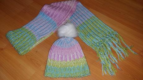 Zimná čiapka so šálom, 