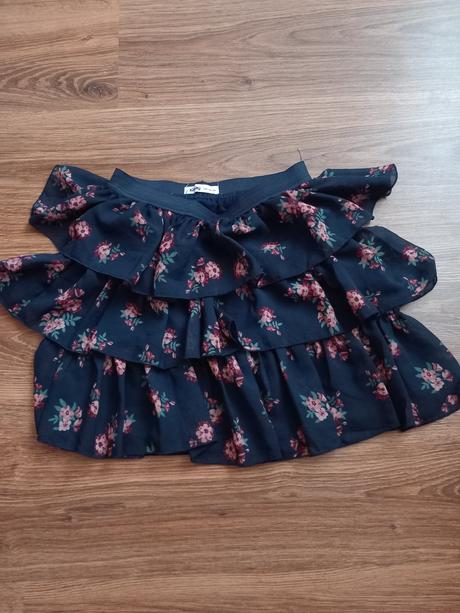 Tylová sukňa s kvetmi, sinsay,134