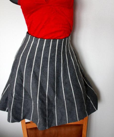 Pasikava sukna cynthia rowley - pc 130 eur, l