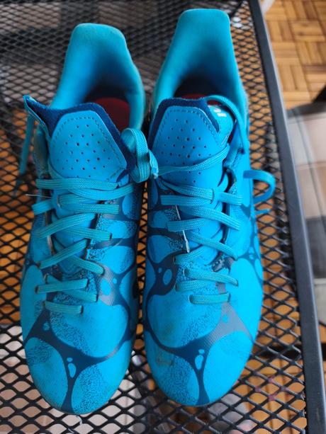 Predám kopačky veľ.40, 40