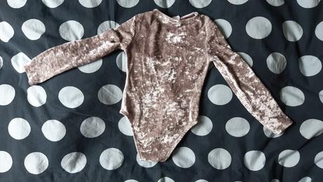 Dres zamatovy, zara,116