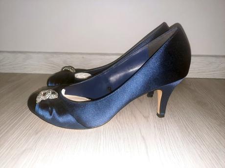 Spoločenské lodičky (vd 24,5 cm), 38