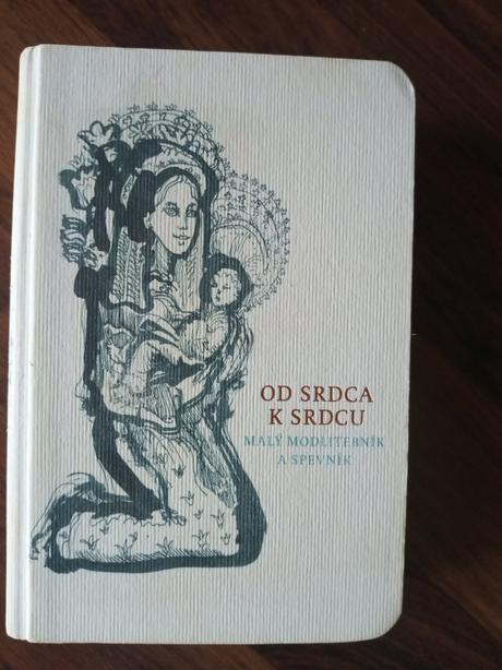 Modliaca kniha detska "" od srdca k srdcu "",