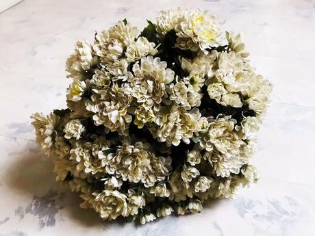 Veľká kytica chryzantém,