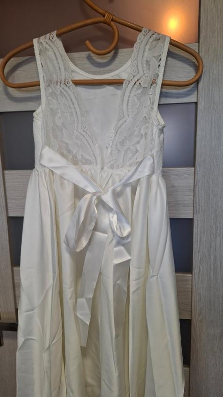 Dievčenské šaty na prijímanie,svadbu, 140