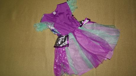 Kostymcek na karneval amscan,