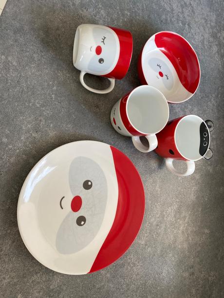 Mikulášske hrnčeky a tanierik, 