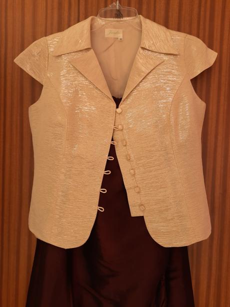 Dlhá sukňa so sakom, 40