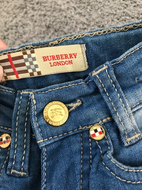 Dievcenske rifle, 92