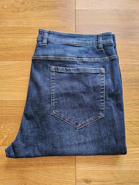 W38/38 na vysokú postavu, pružný materiál, 38