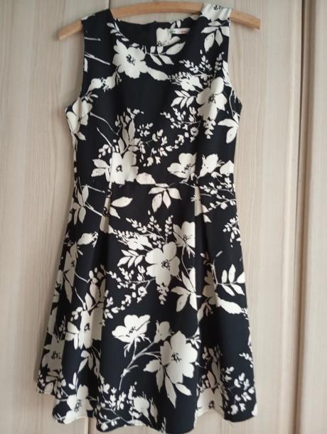 Spoločenské šaty, 36