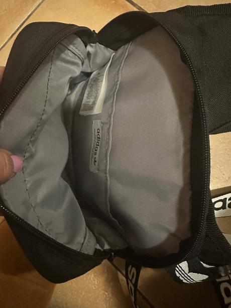 Adidas kabelka, adidas