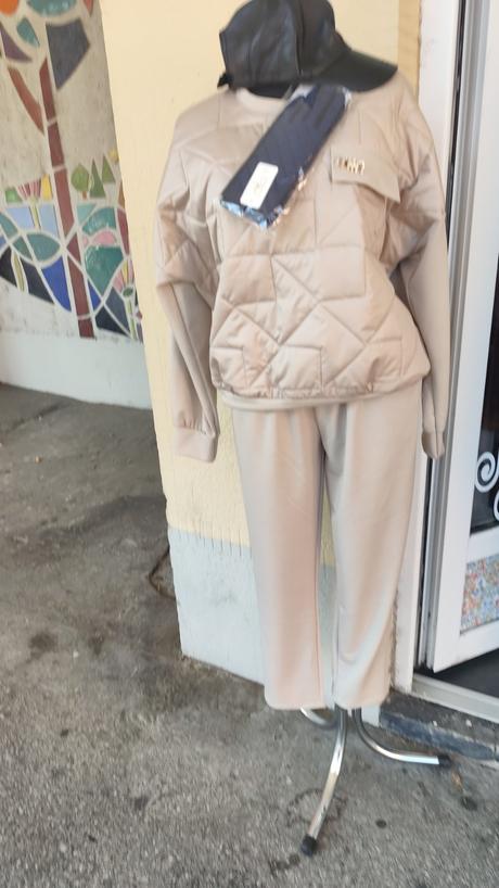 Tepláková suprava, l