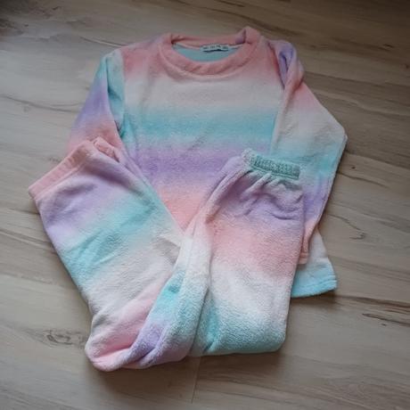 Teplá súprava, 146