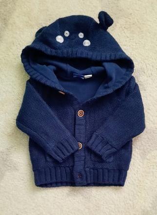 Zatepleny svetrik, lupilu,62