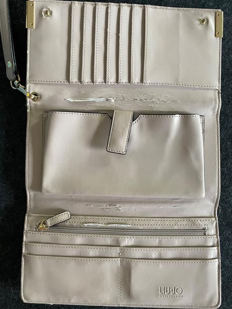 Liu jo penazenka, liu jo