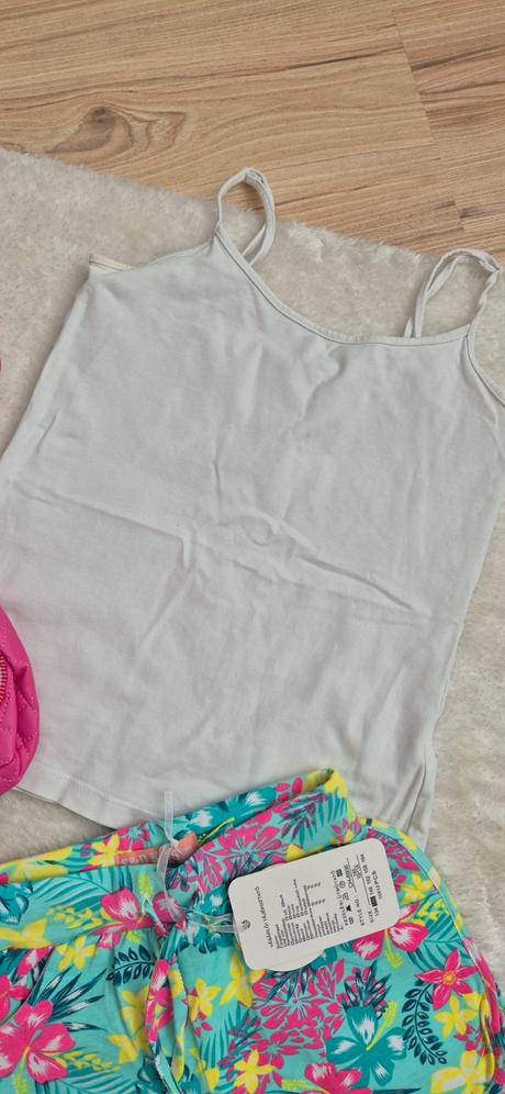 Set kraťasy a tielko pre dievča + kabelka zdarma, 140