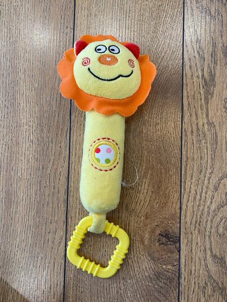 Hrkálka a hryzátko,