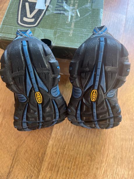 Tenisky keen, keen,25