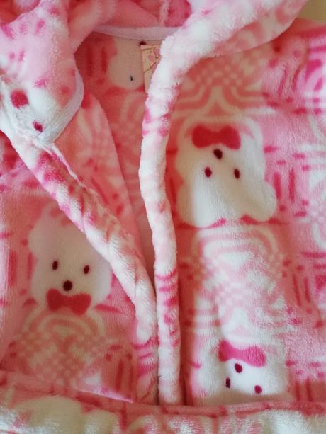 Mäkkucký župan, marks & spencer,80