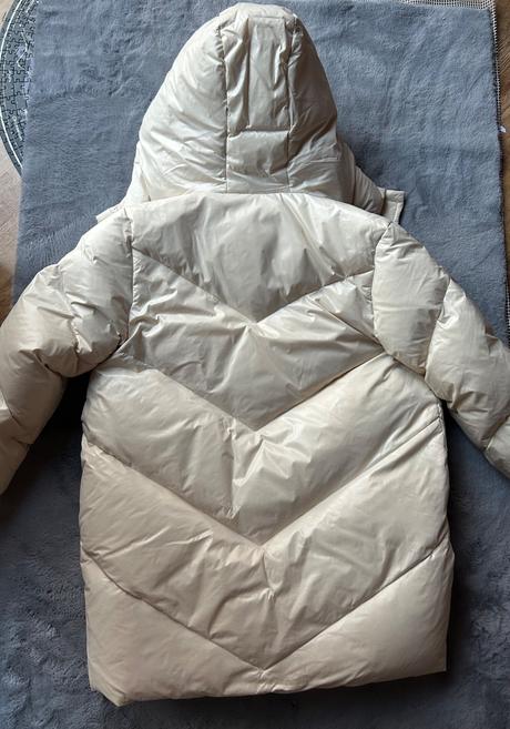 Funkčná páperová bunda, zara,140