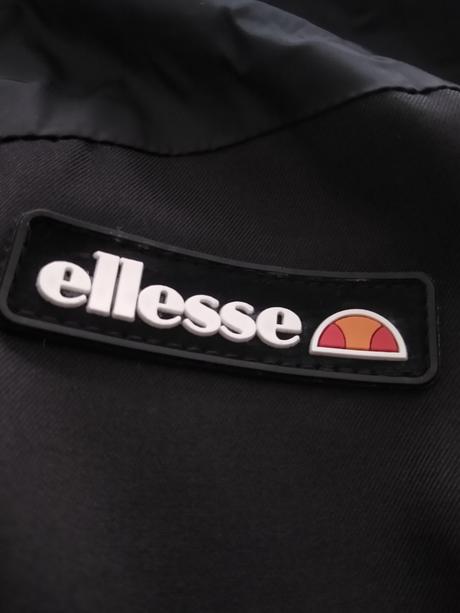 Bunda ellesse, 152