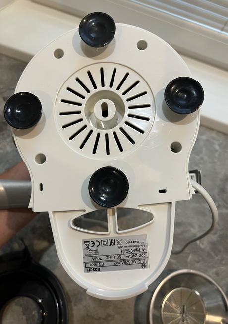 Bosch mes25a0 700w odšťavovač, bosch