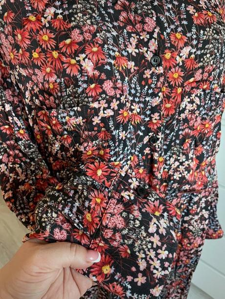 Kvetinkové oversize šaty, h&m